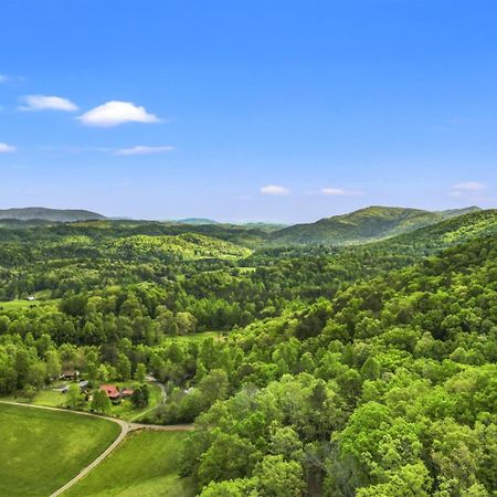 Hidden Star Hideaway-Blackberry Farm-Smoky Mtn Nat Park-Hot Tub- Fire Pit- Fenced Yard- Pet Friendly Walland Exterior photo